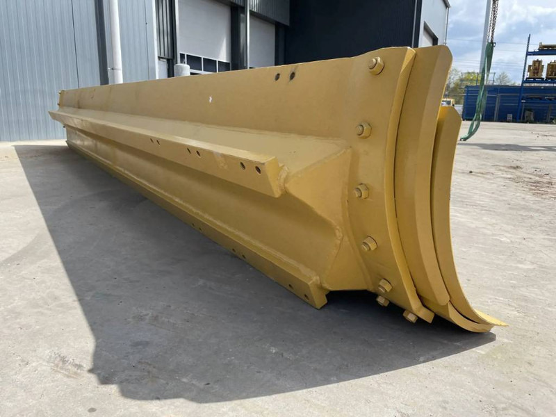 Cat 140G Moldboard - Blade for Construction machinery: picture 1 Cat 140G Moldboard - Blade for Construction machinery: picture 1