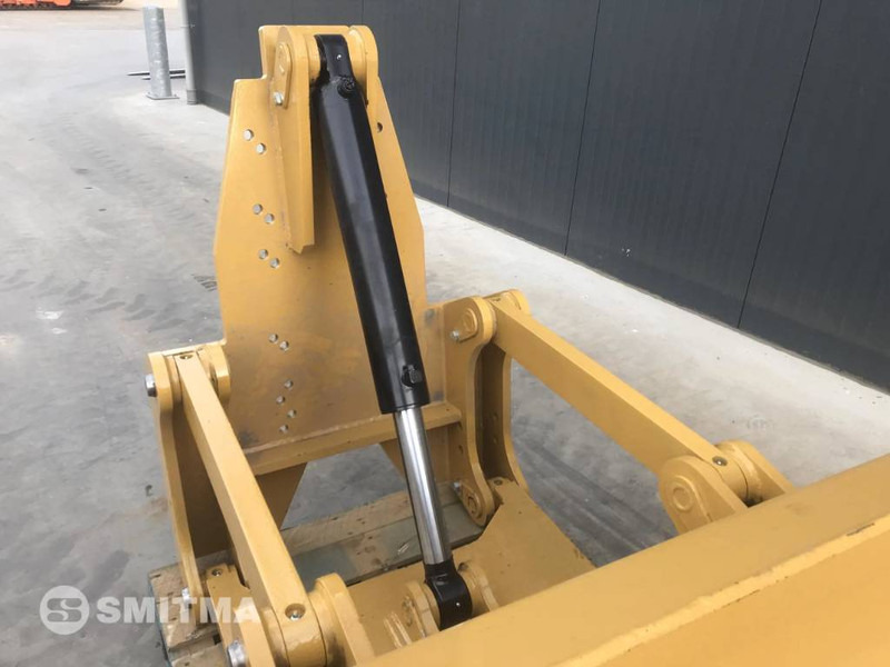 Cat 160M - Blade for Construction machinery: picture 4 Cat 160M - Blade for Construction machinery: picture 4
