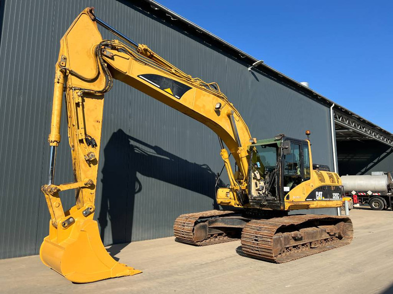 Crawler excavator Cat 320C L: picture 1