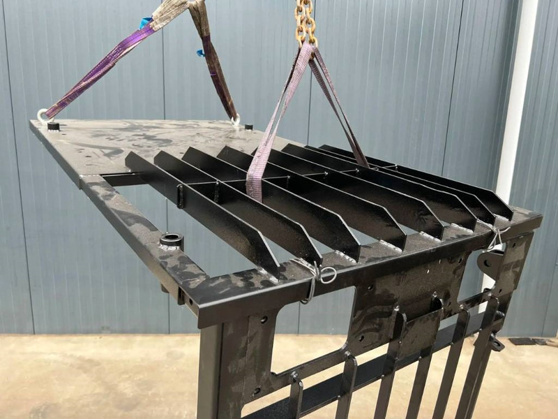 Cat 320D Guard - Cab and interior for Construction machinery: picture 5 Cat 320D Guard - Cab and interior for Construction machinery: picture 5