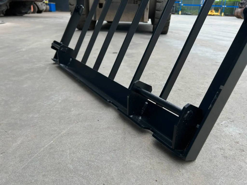 Cat 329D Guard - Cab and interior for Construction machinery: picture 5 Cat 329D Guard - Cab and interior for Construction machinery: picture 5