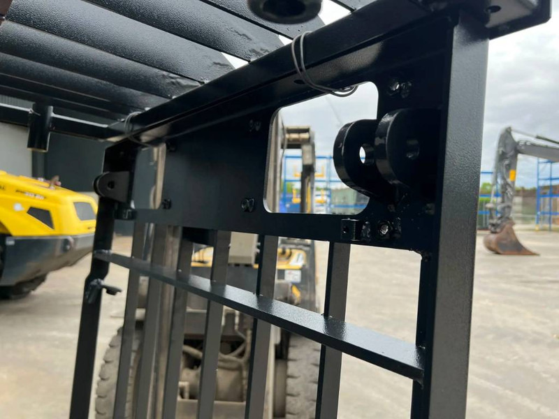 Cat 345D Guard - Cab and interior for Construction machinery: picture 2 Cat 345D Guard - Cab and interior for Construction machinery: picture 2