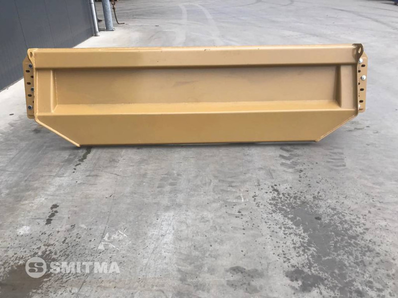 Cat 730C - Tail lift for Construction machinery: picture 4 Cat 730C - Tail lift for Construction machinery: picture 4
