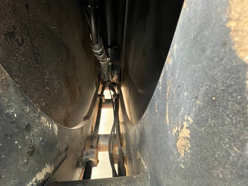 Bucket for Construction machinery Cat Fusion 938G / 938H / 938K / 938M: picture 7 Bucket for Construction machinery Cat Fusion 938G / 938H / 938K / 938M: picture 7