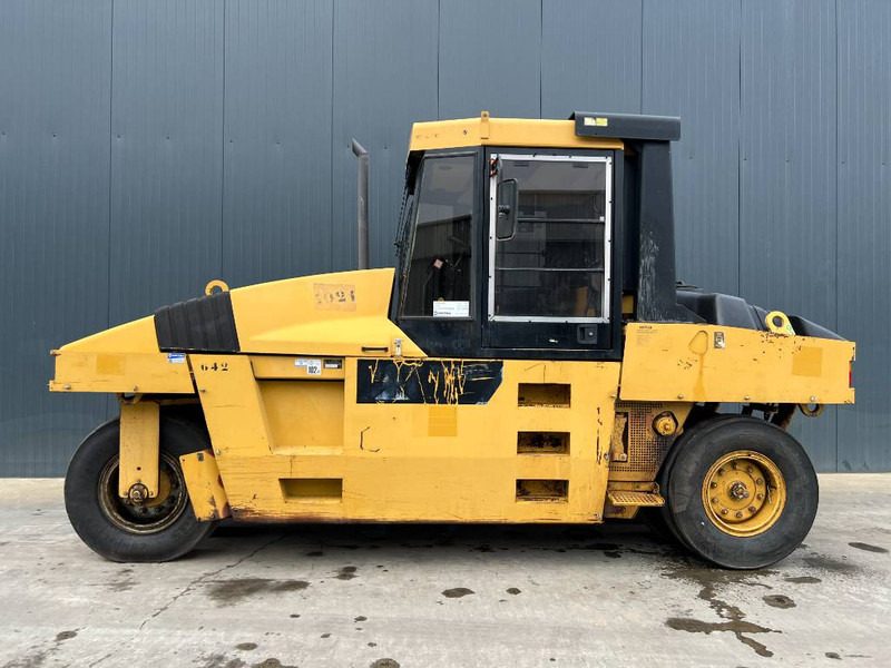 Cat PS300C - Pneumatic roller: picture 2 Cat PS300C - Pneumatic roller: picture 2