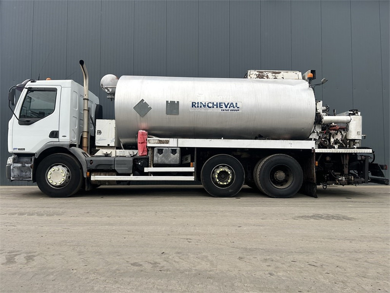 Renault Rincheval - 12.000 Liter - Asphalt distributor: picture 3 Renault Rincheval - 12.000 Liter - Asphalt distributor: picture 3