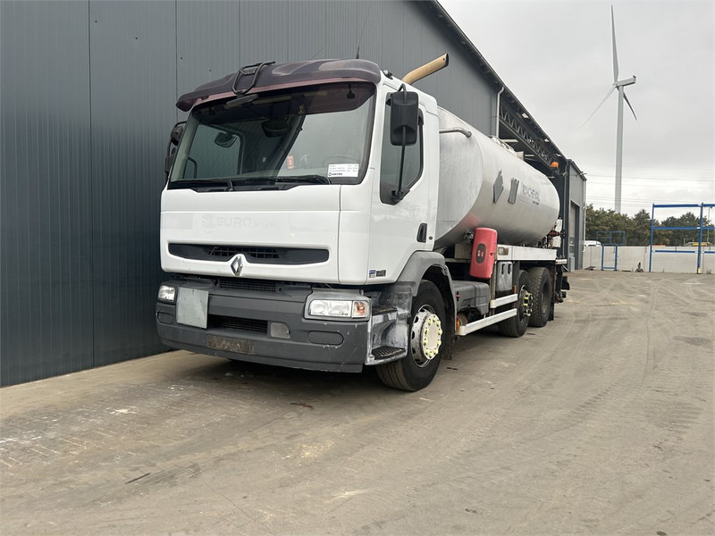 Renault Rincheval - 12.000 Liter - Asphalt distributor: picture 1 Renault Rincheval - 12.000 Liter - Asphalt distributor: picture 1