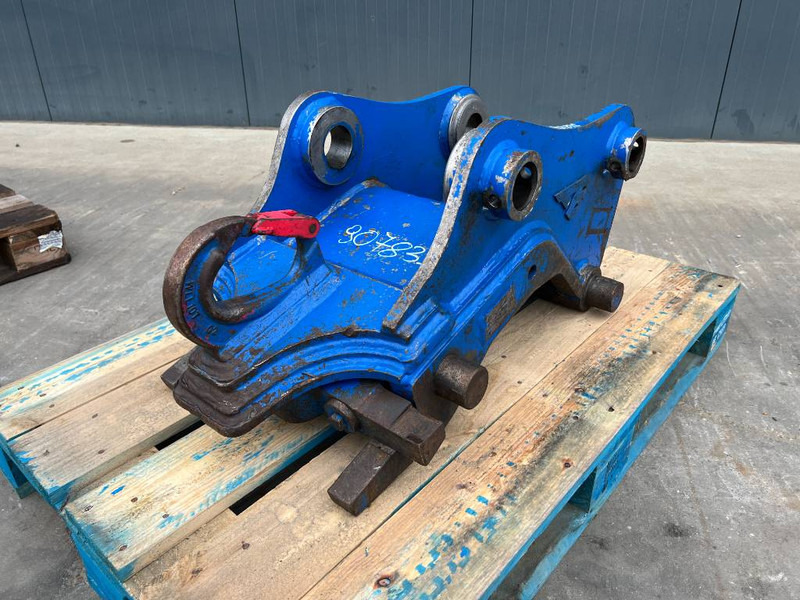 Verachtert CW30S / CW40S - DX140 / DX160 - Quick coupler for Construction machinery: picture 1 Verachtert CW30S / CW40S - DX140 / DX160 - Quick coupler for Construction machinery: picture 1