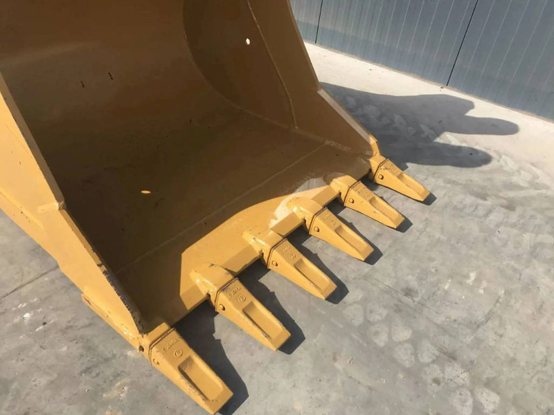 Volvo EC360 - Bucket for Construction machinery: picture 3 Volvo EC360 - Bucket for Construction machinery: picture 3