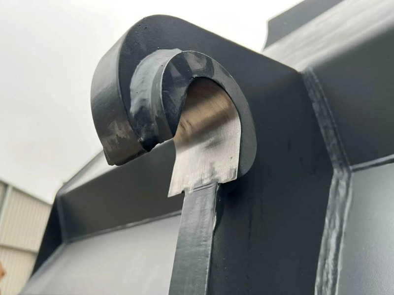 Volvo ISO / Lundberg - Volvo L110G - Bucket for Construction machinery: picture 4 Volvo ISO / Lundberg - Volvo L110G - Bucket for Construction machinery: picture 4