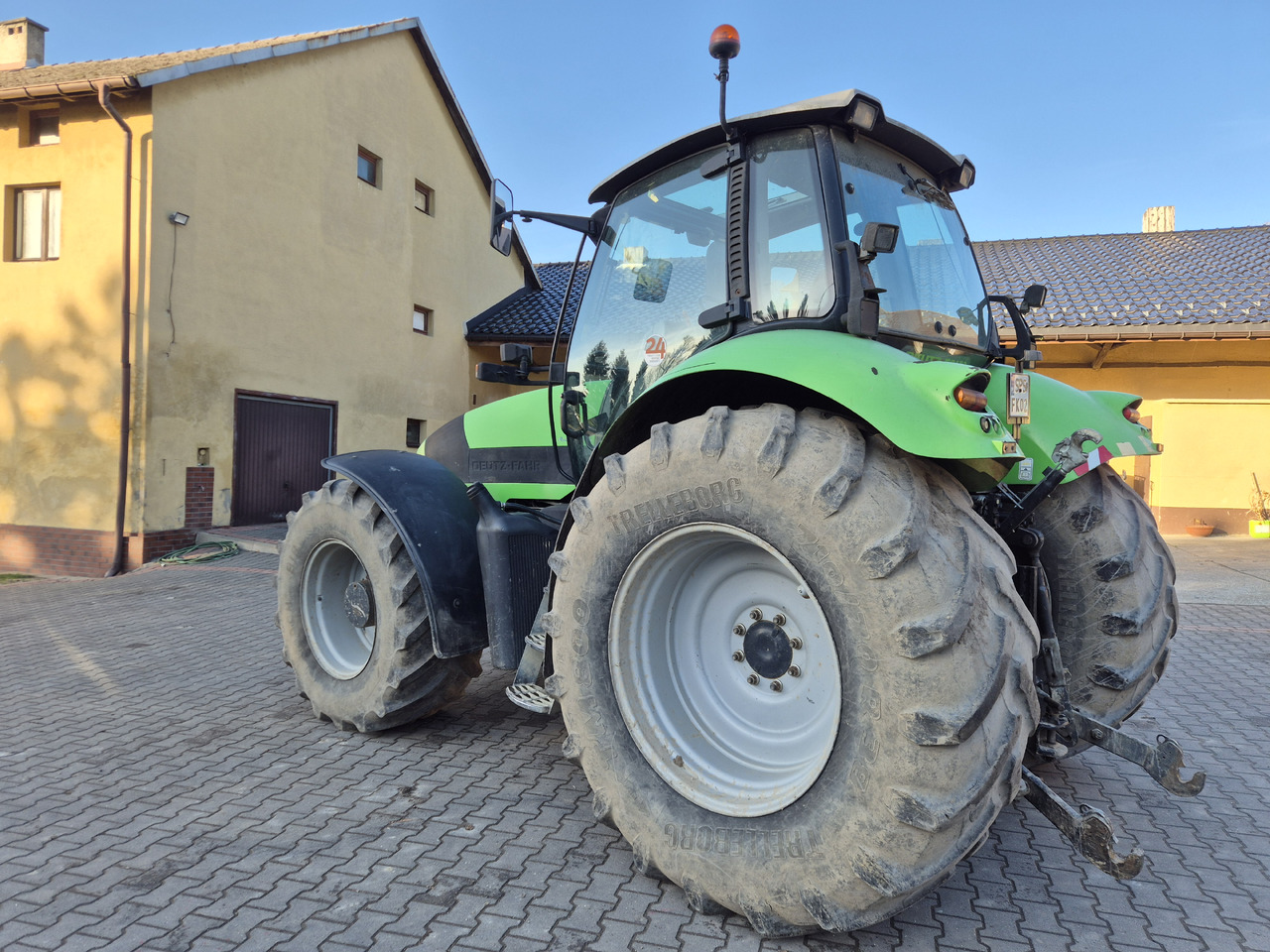 DEUTZ-FAHR Agrotron M650 - Farm tractor: picture 4 DEUTZ-FAHR Agrotron M650 - Farm tractor: picture 4
