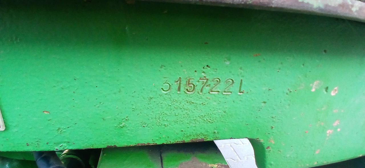 JOHN DEERE 3030E - Farm tractor: picture 5 JOHN DEERE 3030E - Farm tractor: picture 5