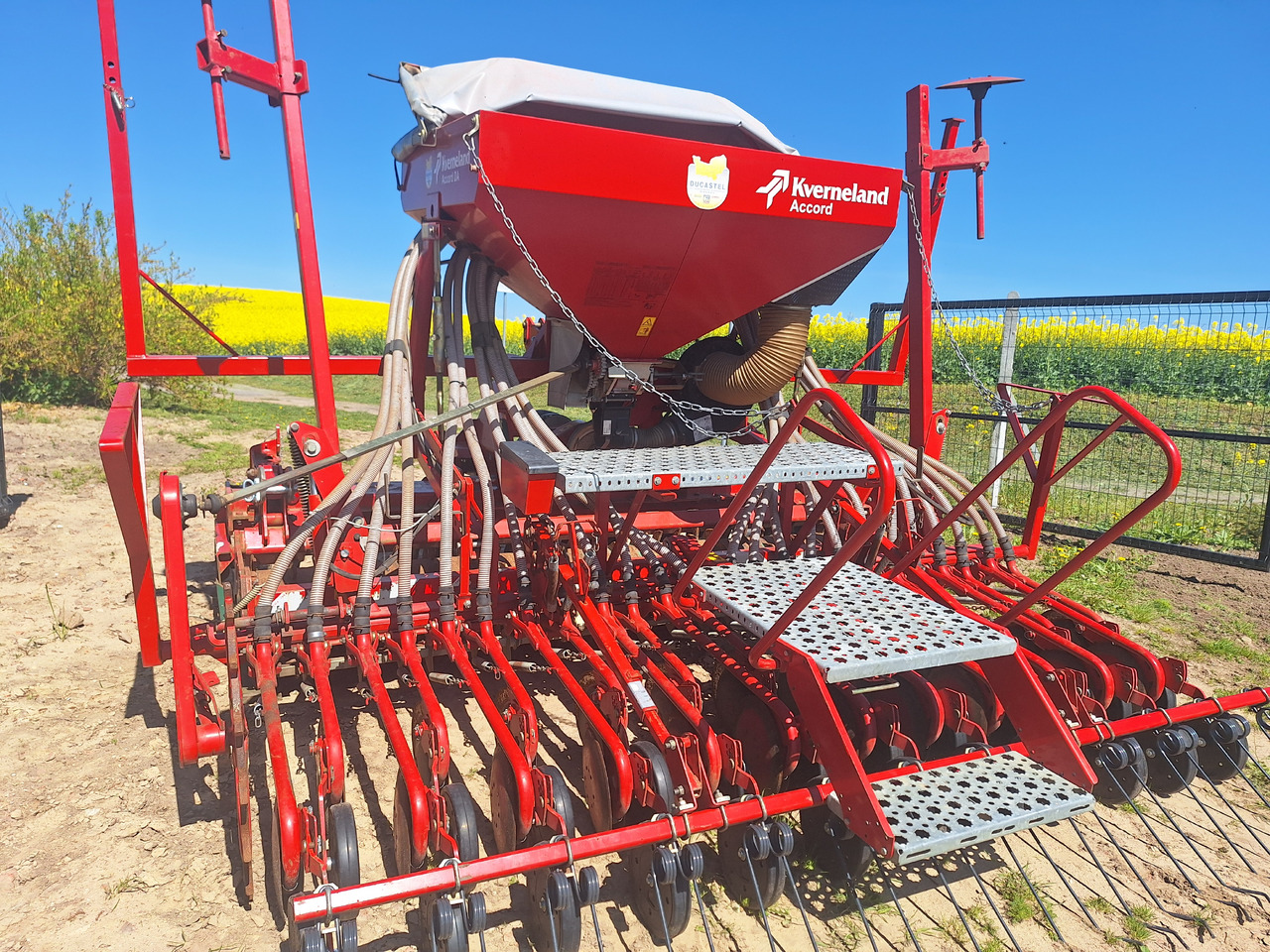 KVERNELAND ACCORD DA - Sowing equipment: picture 3 KVERNELAND ACCORD DA - Sowing equipment: picture 3