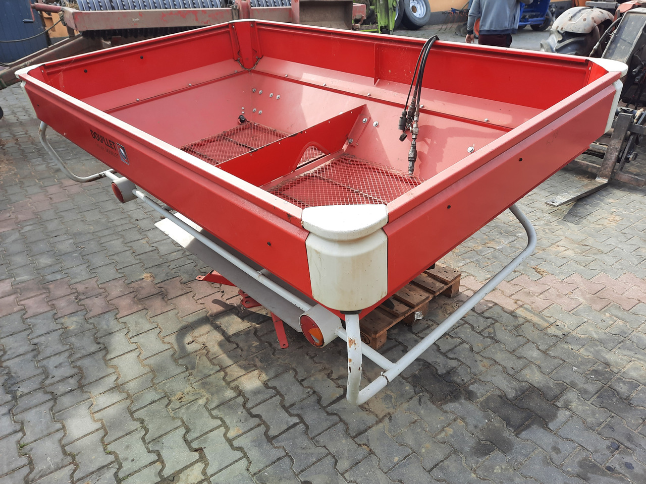 LELY CENTERLINER SX 2000 L - Fertilizer spreader: picture 5 LELY CENTERLINER SX 2000 L - Fertilizer spreader: picture 5