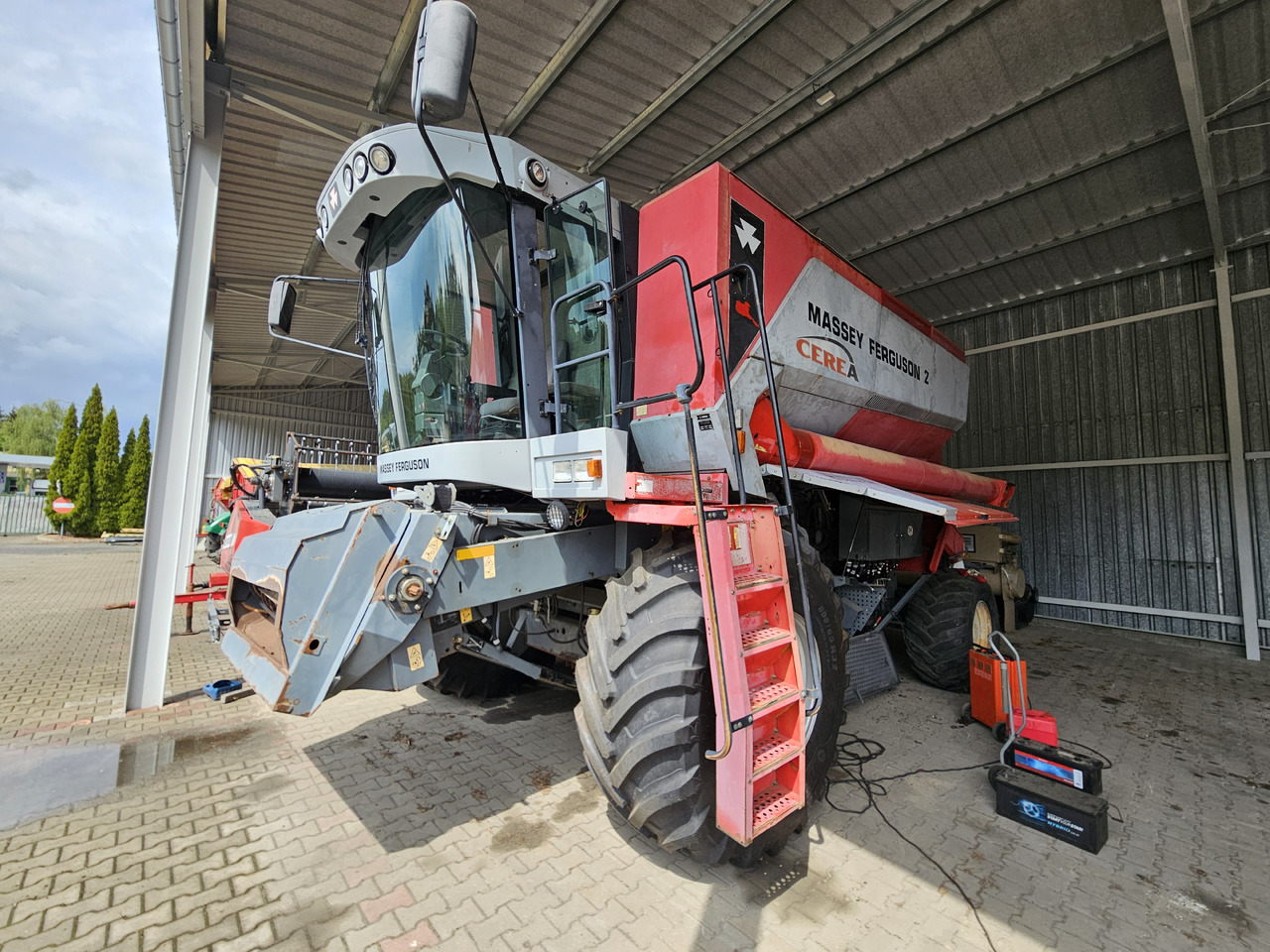 Massey Ferguson Cerea - Combine harvester: picture 1 Massey Ferguson Cerea - Combine harvester: picture 1