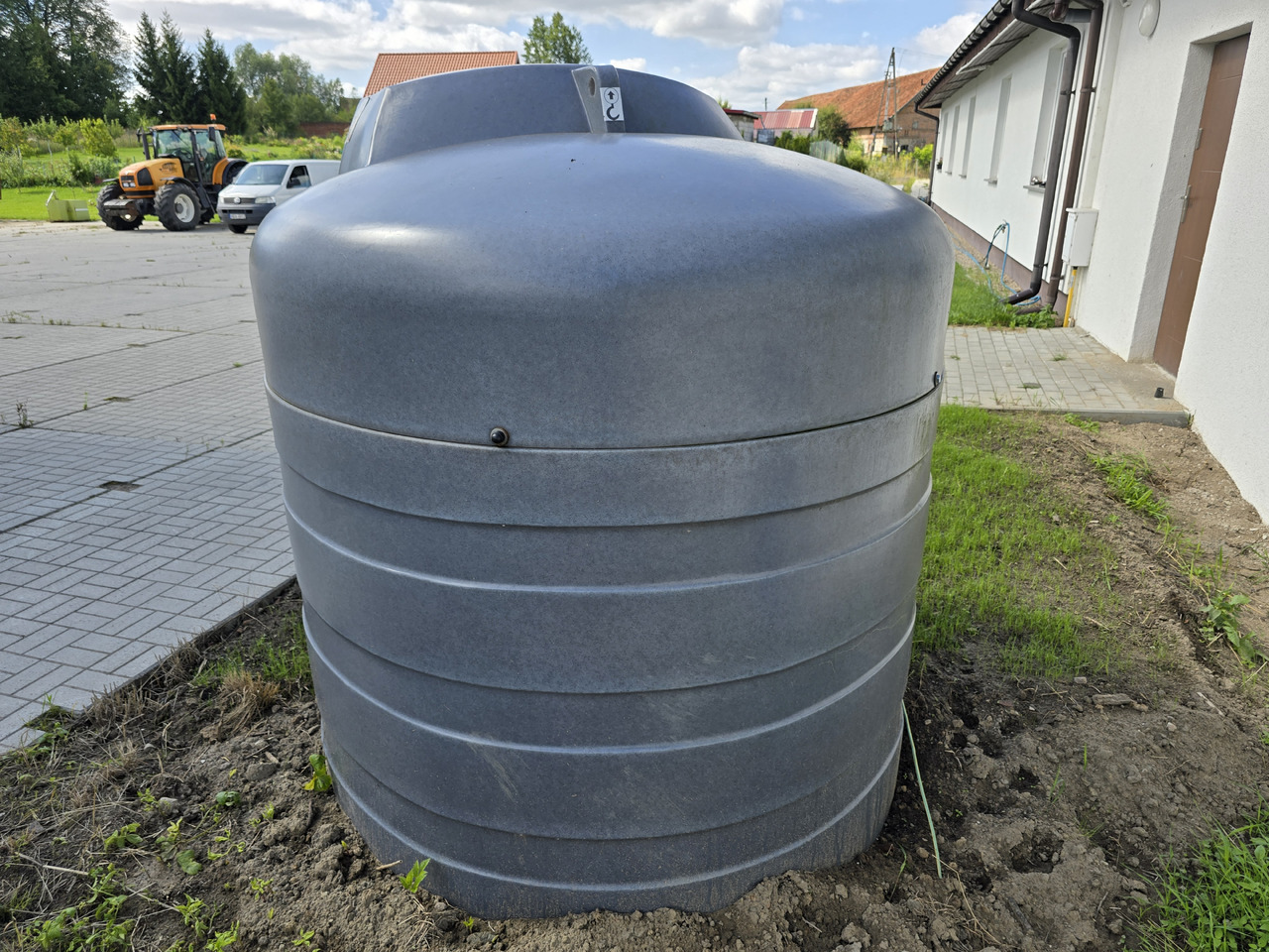 - Storage tank: picture 4 - Storage tank: picture 4