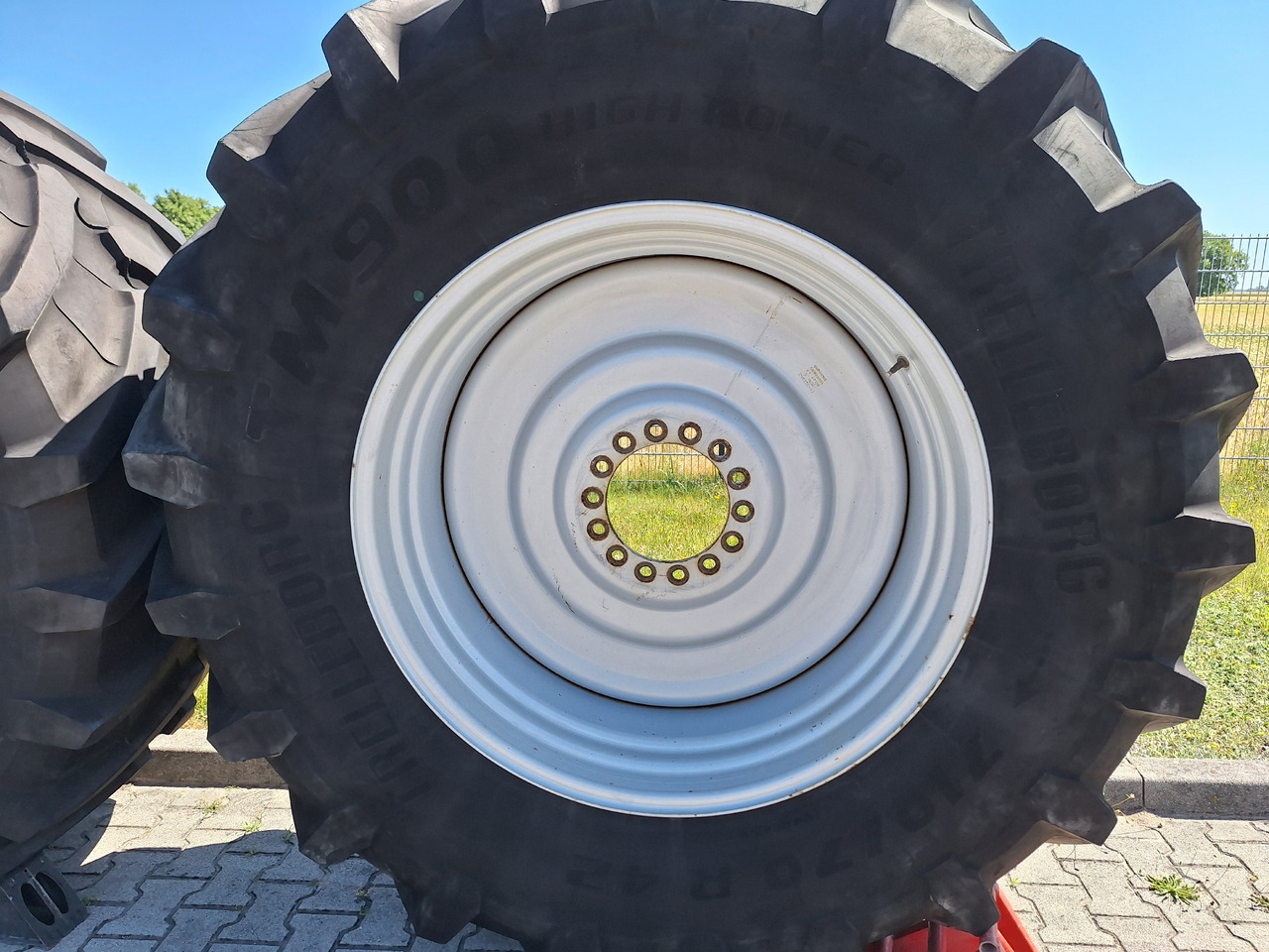 Trelleborg Trelleborg - Tire for Construction machinery: picture 2 Trelleborg Trelleborg - Tire for Construction machinery: picture 2