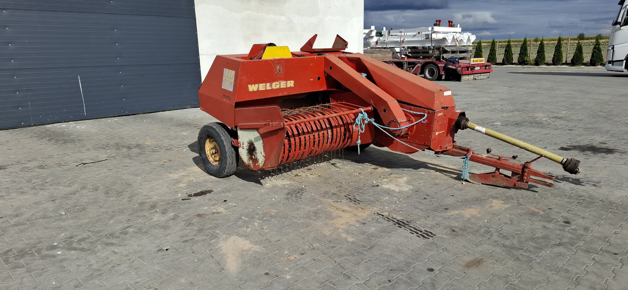 WELGER AP 41 - Square baler: picture 1 WELGER AP 41 - Square baler: picture 1