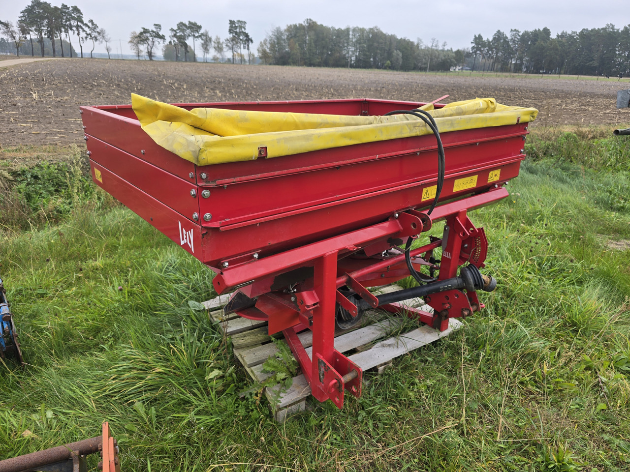 Lely SE 1500 Fertiliner - Fertilizer spreader: picture 1 Lely SE 1500 Fertiliner - Fertilizer spreader: picture 1