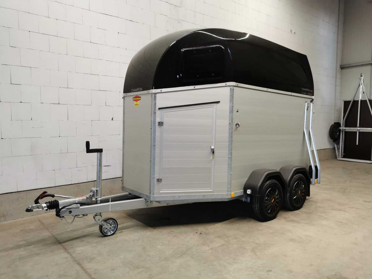 New Horse trailer BOECKMANN Champion Esprit silv+bl SK P Pferdeanhänger: picture 6