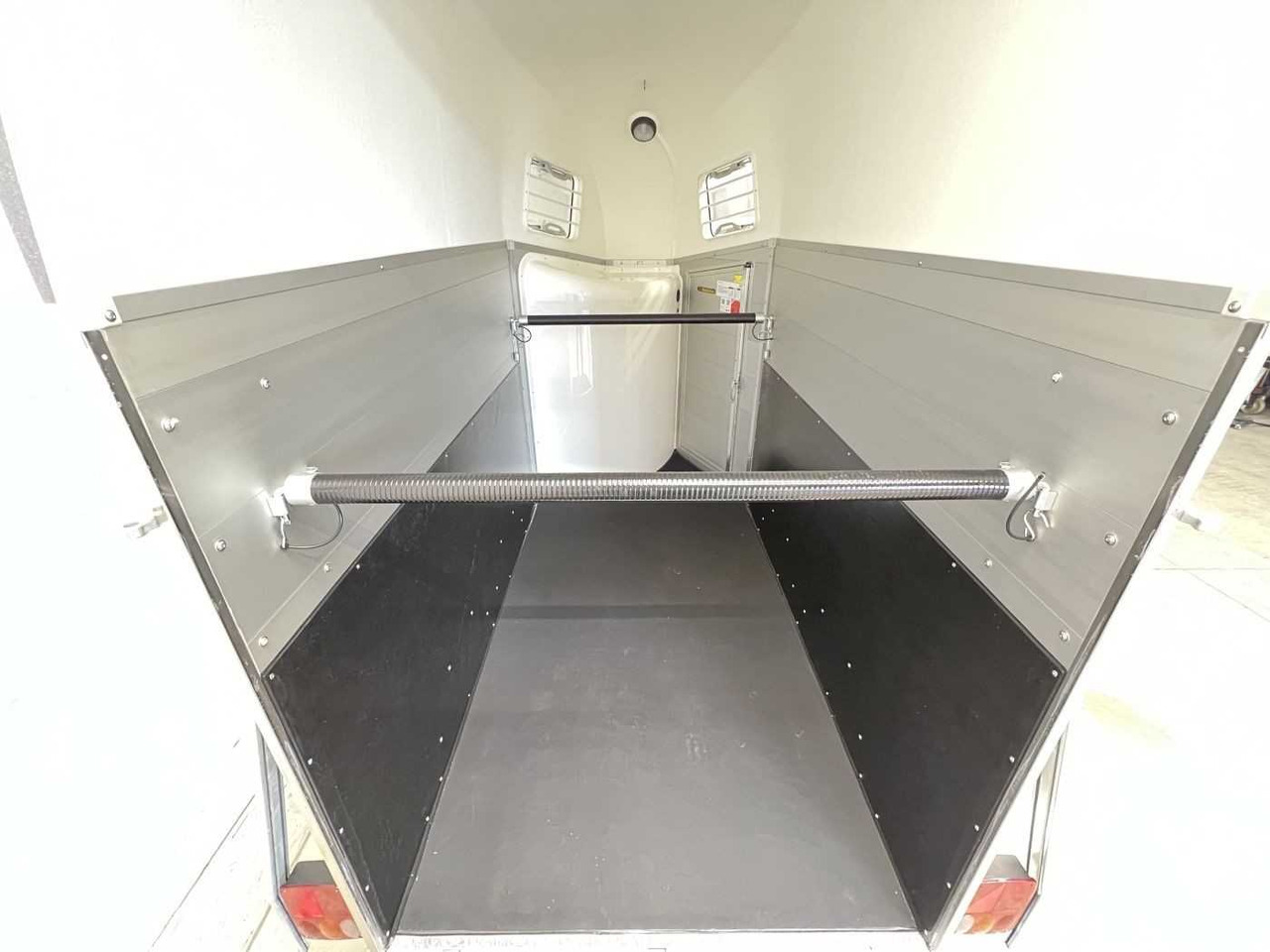BOECKMANN Champion Uno Esprit Eco Pferdeanhänger - Horse trailer: picture 4 BOECKMANN Champion Uno Esprit Eco Pferdeanhänger - Horse trailer: picture 4