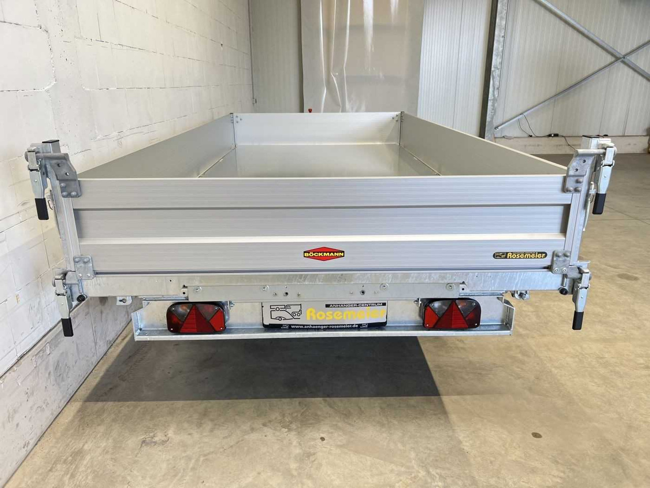 New Tipper trailer BOECKMANN DK-AL 3718/35 P Dreiseitenkipper: picture 11