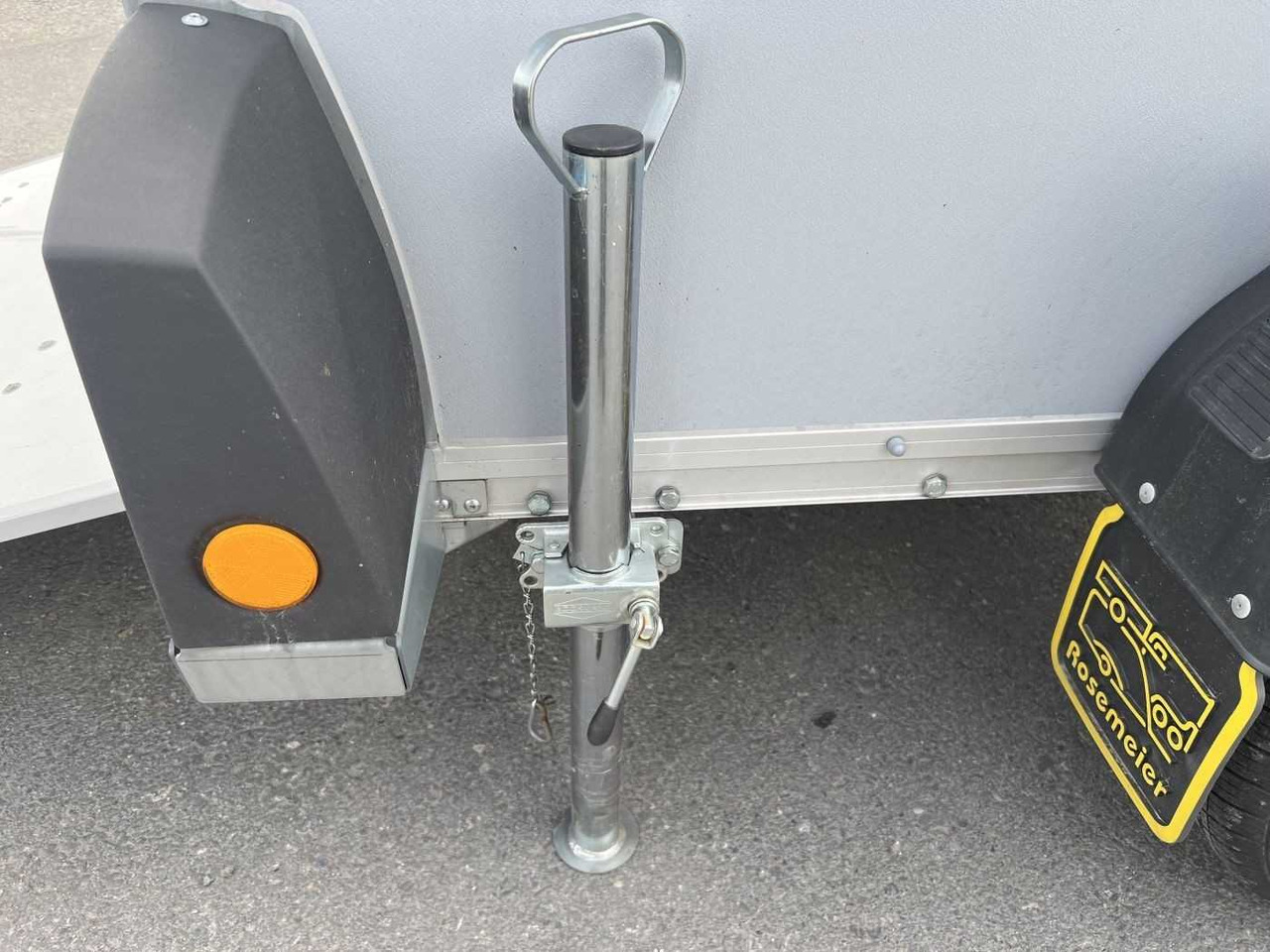 New Closed box trailer BOECKMANN KT 2513/135 F Tür TKL Stützen Kofferanhänger: picture 9 New Closed box trailer BOECKMANN KT 2513/135 F Tür TKL Stützen Kofferanhänger: picture 9