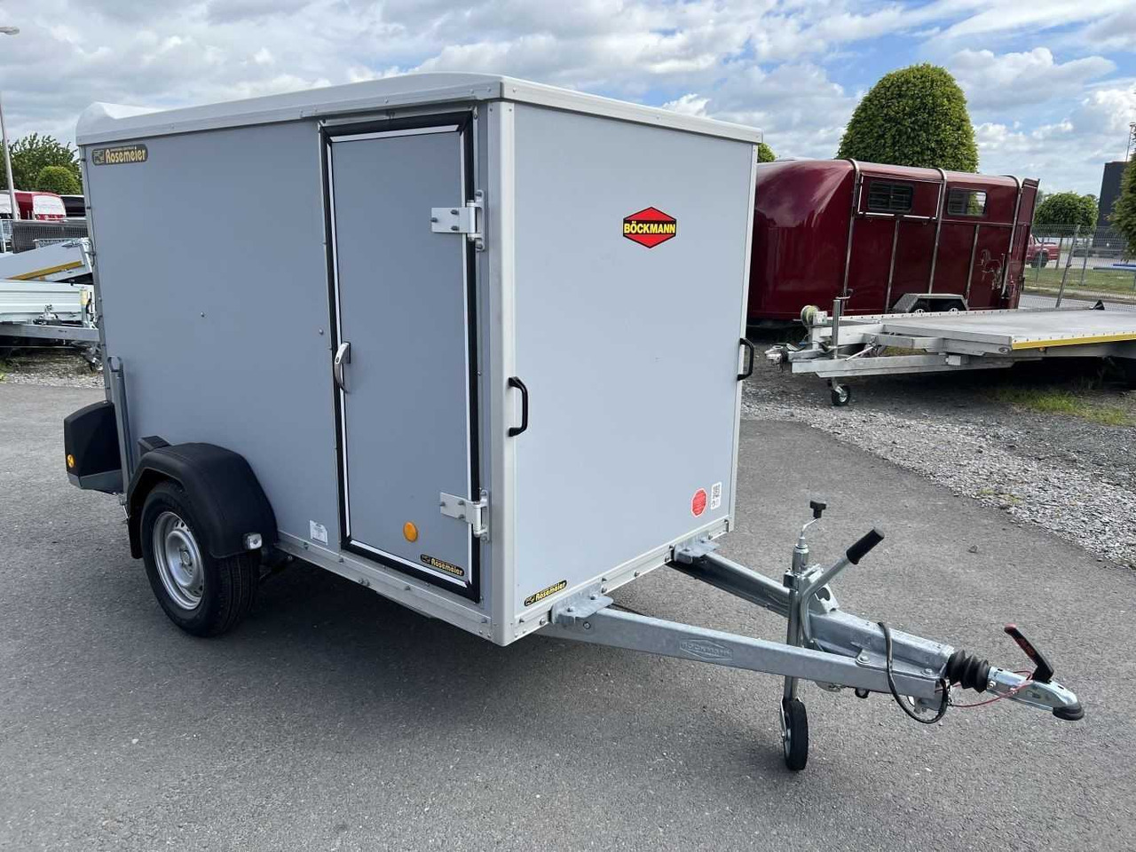 New Closed box trailer BOECKMANN KT 2513/135 F Tür TKL Stützen Kofferanhänger: picture 10 New Closed box trailer BOECKMANN KT 2513/135 F Tür TKL Stützen Kofferanhänger: picture 10
