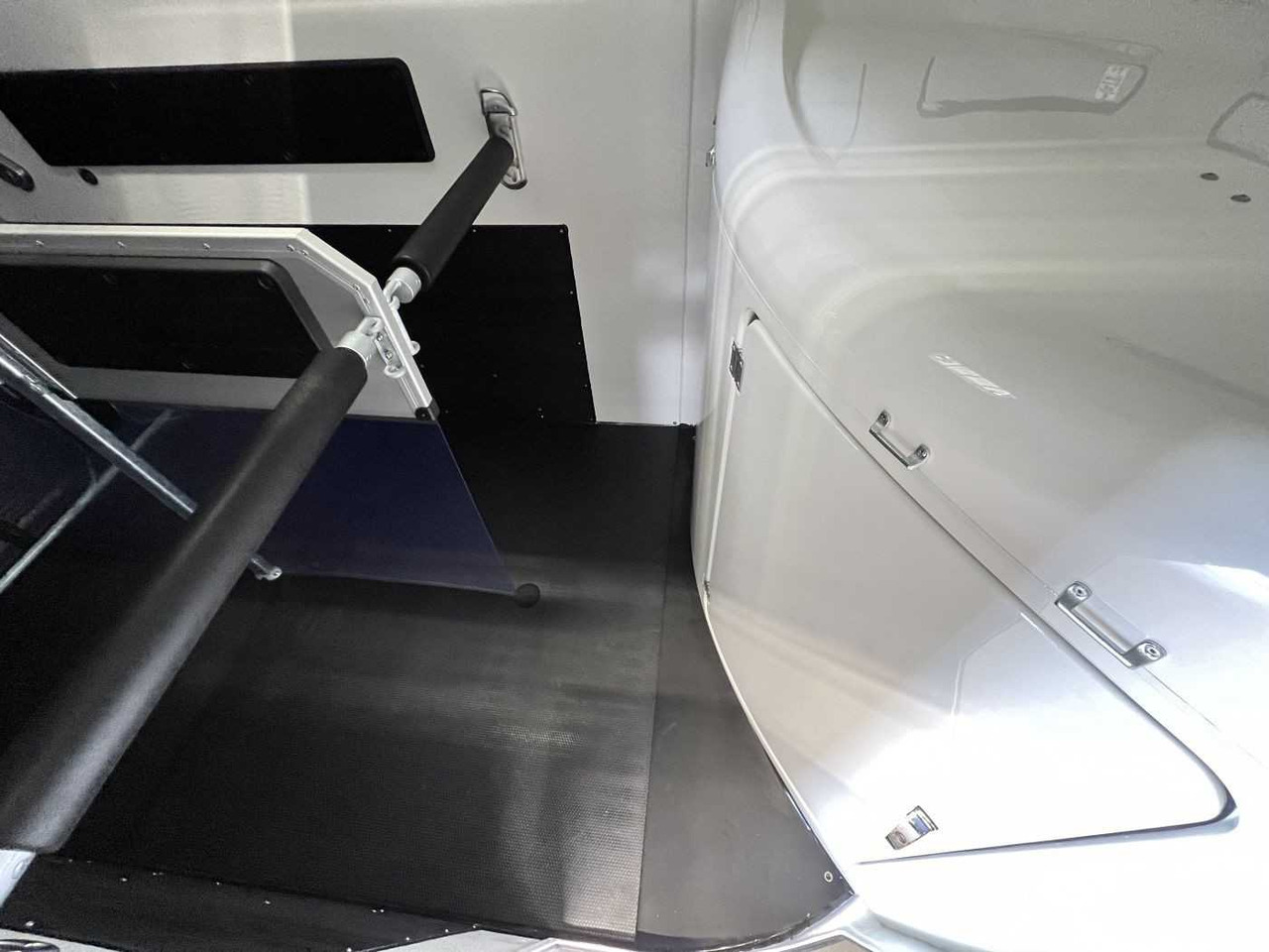 New Horse trailer BOECKMANN Neo SKA WCF Kabel V Pferdeanhänger: picture 24