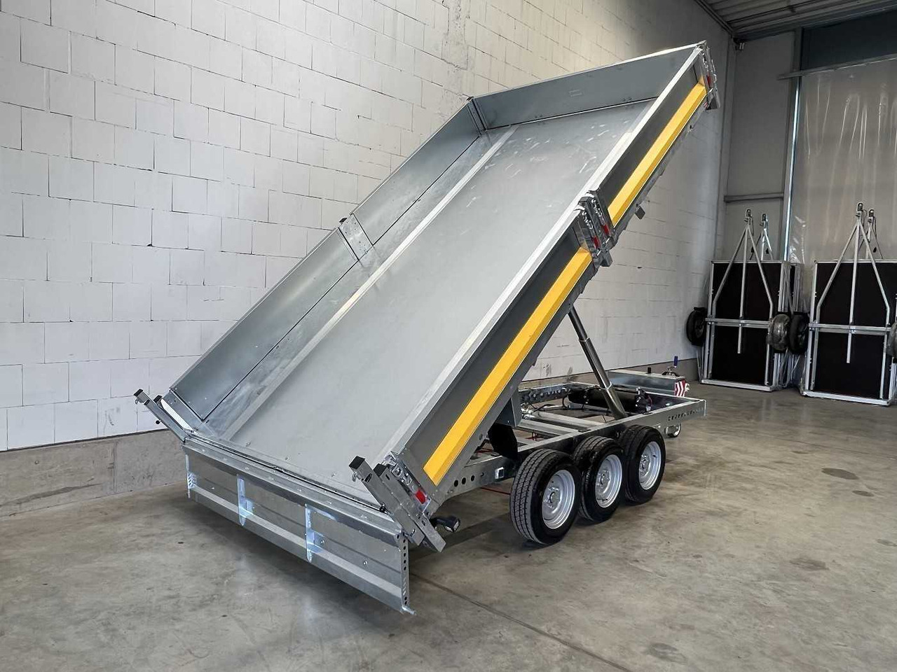 BRIAN_JAMES Tipper 526-3620-35-3-12 Rückwärtskipper - Tipper trailer: picture 3 BRIAN_JAMES Tipper 526-3620-35-3-12 Rückwärtskipper - Tipper trailer: picture 3