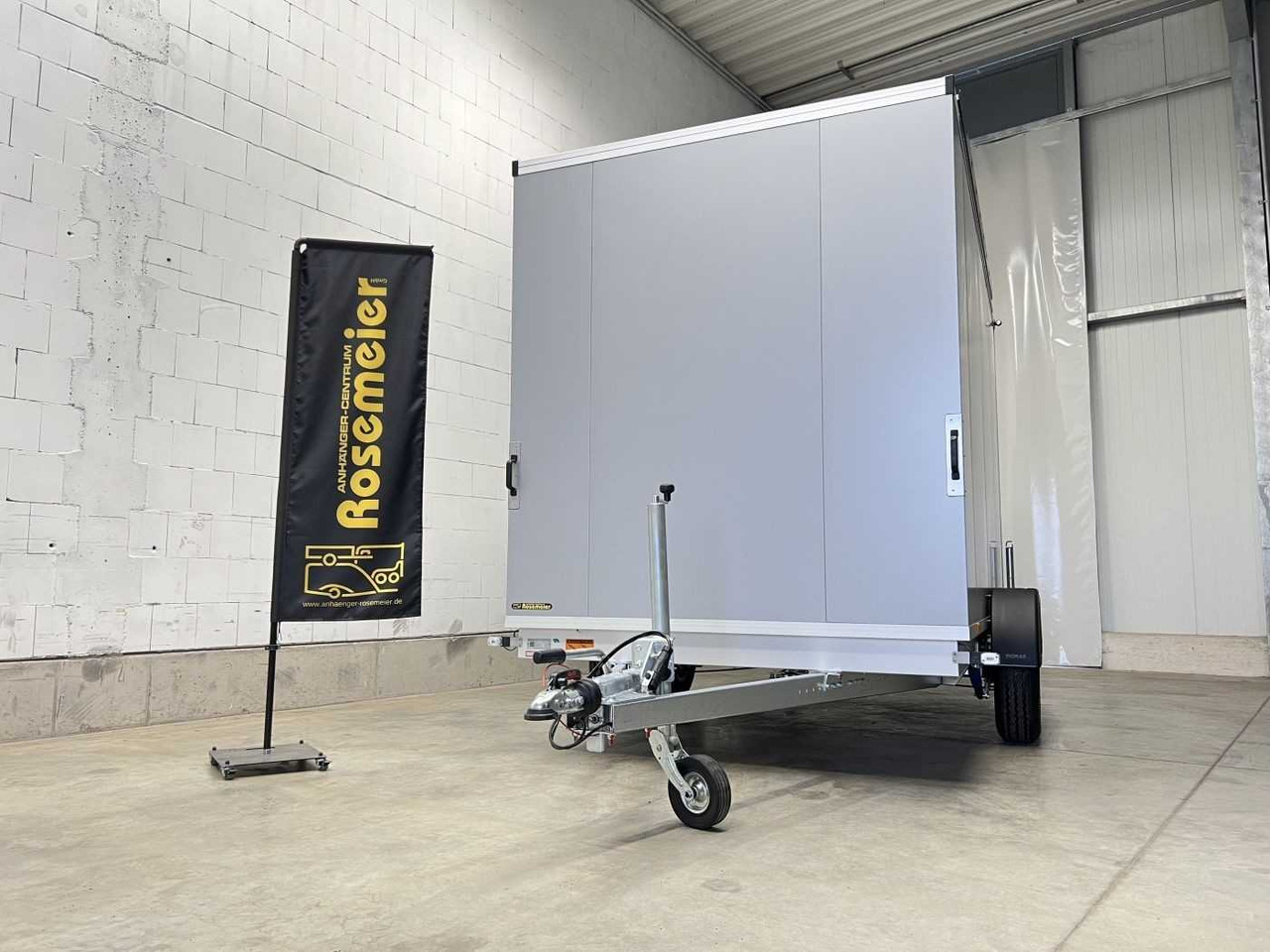 New Motorcycle trailer VEZEKO TK C 27.35 Motorradedition Kofferanhänger: picture 27 New Motorcycle trailer VEZEKO TK C 27.35 Motorradedition Kofferanhänger: picture 27