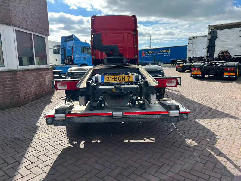 Container transporter/ Swap body truck DAF CF 290 4X2 EURO6 SPACECAB RENOVA / VANGMUIL / LAADKLEP / TOP STAAT: picture 17