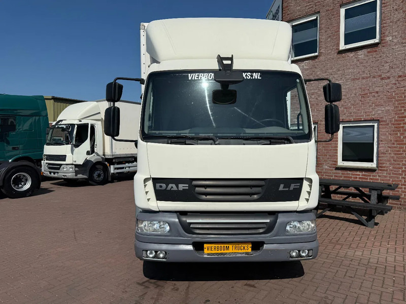 DAF LF 55.250 LF55-250 Box with lift / Manual gearbox Euro5 - Box truck: picture 2 DAF LF 55.250 LF55-250 Box with lift / Manual gearbox Euro5 - Box truck: picture 2