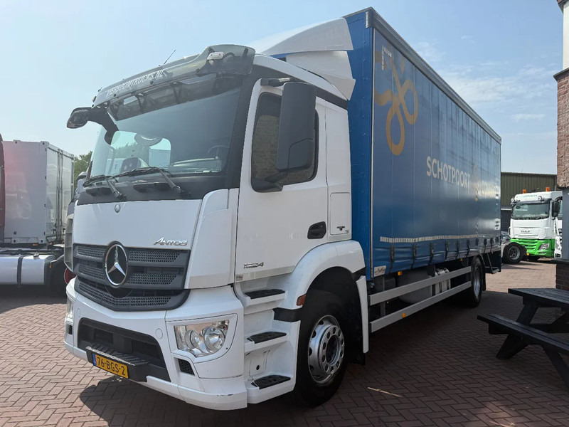 Mercedes-Benz Antos Antos 1824L 4X2 Schiebplane mit 2T Ladebordwand TOP ZUSTAND!!!!! - Curtainsider truck: picture 2 Mercedes-Benz Antos Antos 1824L 4X2 Schiebplane mit 2T Ladebordwand TOP ZUSTAND!!!!! - Curtainsider truck: picture 2