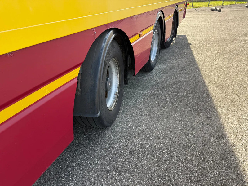 Tracon TRAILERS 3-Assige kasten oplegger met 3 tons klep / 2-assen gestuurd / APK 7-2026 - Closed box semi-trailer: picture 5 Tracon TRAILERS 3-Assige kasten oplegger met 3 tons klep / 2-assen gestuurd / APK 7-2026 - Closed box semi-trailer: picture 5