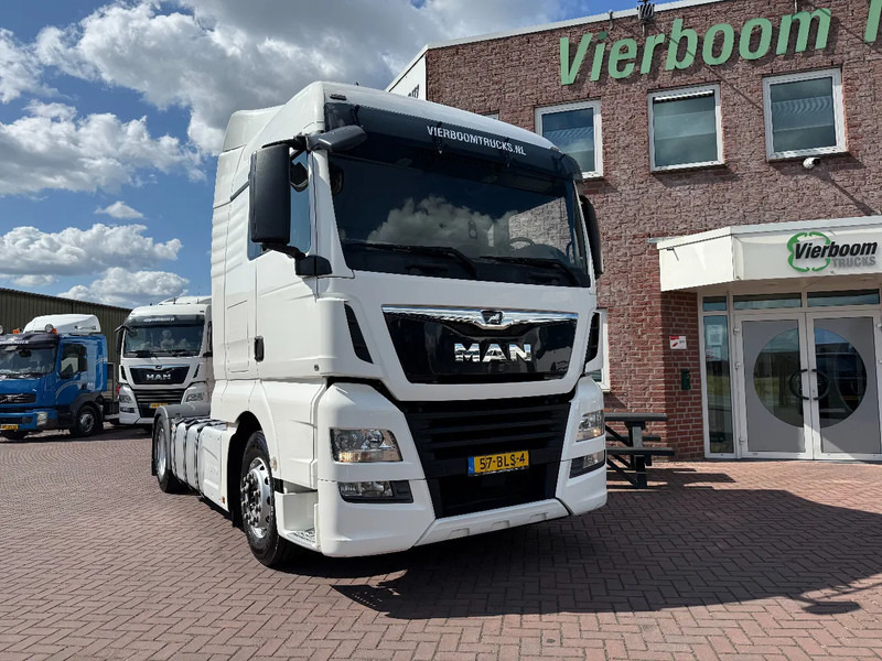 MAN TGX TGX 18.420 4X2 BLS / 2X TANK / 2X BETT / MAN SERVICE / TOP NL TRUCK - Tractor unit: picture 1 MAN TGX TGX 18.420 4X2 BLS / 2X TANK / 2X BETT / MAN SERVICE / TOP NL TRUCK - Tractor unit: picture 1