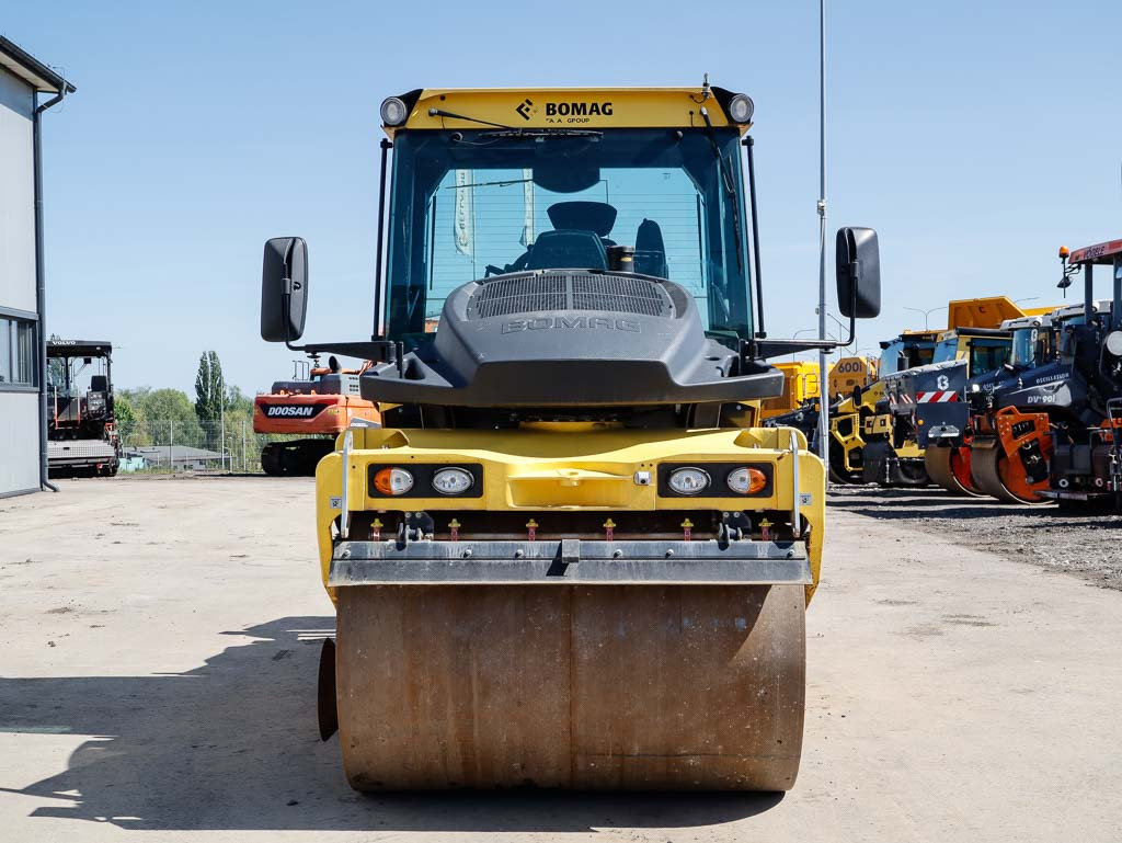BOMAG BW 174 AP-4v - Road roller: picture 3 BOMAG BW 174 AP-4v - Road roller: picture 3