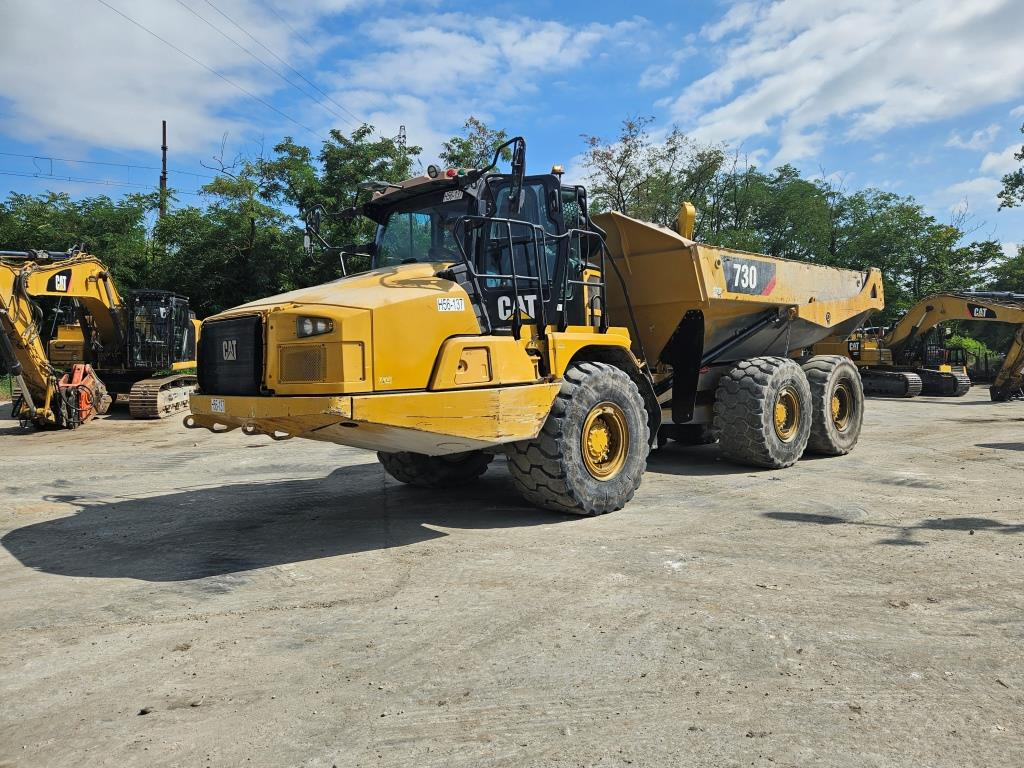 Articulated dumper CATERPILLAR 730: picture 7