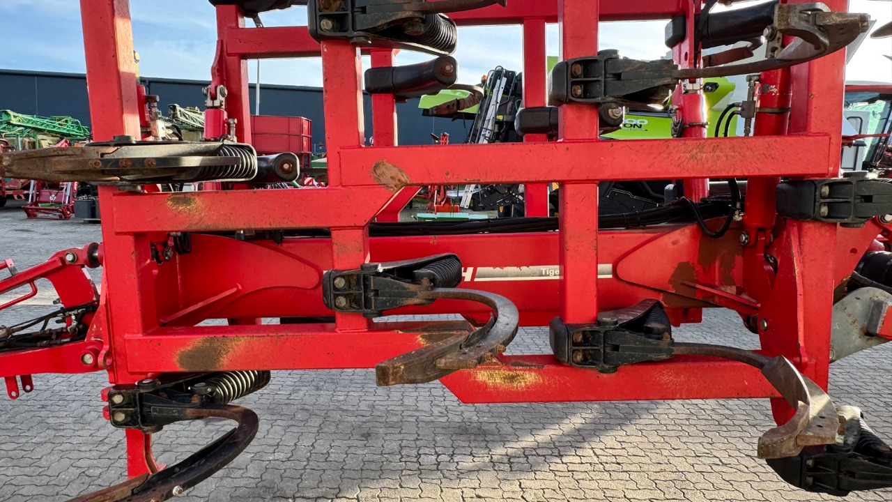 Horsch Tiger 8AS Reifenpacker TopRing - Cultivator: picture 5 Horsch Tiger 8AS Reifenpacker TopRing - Cultivator: picture 5