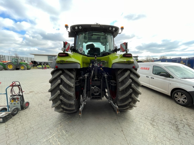 CLAAS Arion 660 CMATIC - Farm tractor: picture 4 CLAAS Arion 660 CMATIC - Farm tractor: picture 4