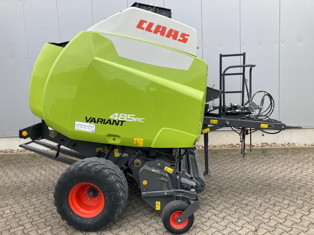 CLAAS Variant 485 RC PRO - Bale wrapper: picture 1 CLAAS Variant 485 RC PRO - Bale wrapper: picture 1