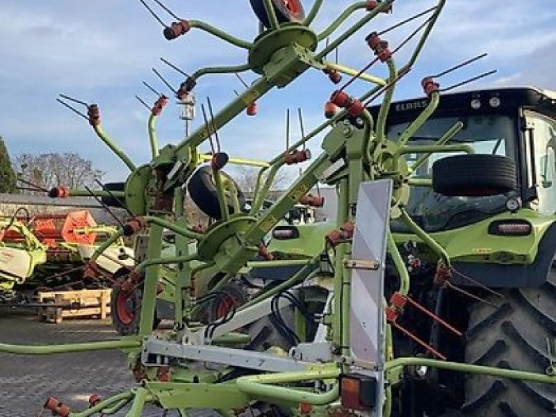 CLAAS Volto 770 - Tedder/ Rake: picture 4 CLAAS Volto 770 - Tedder/ Rake: picture 4