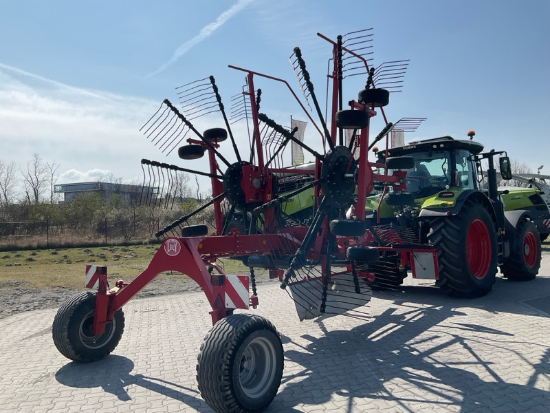 Lely Hibiscus 815 CD Vario - Tedder/ Rake: picture 4 Lely Hibiscus 815 CD Vario - Tedder/ Rake: picture 4