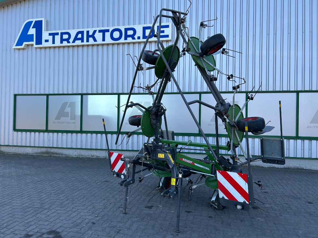 Fendt Lotus 770 - Tedder/ Rake: picture 1 Fendt Lotus 770 - Tedder/ Rake: picture 1