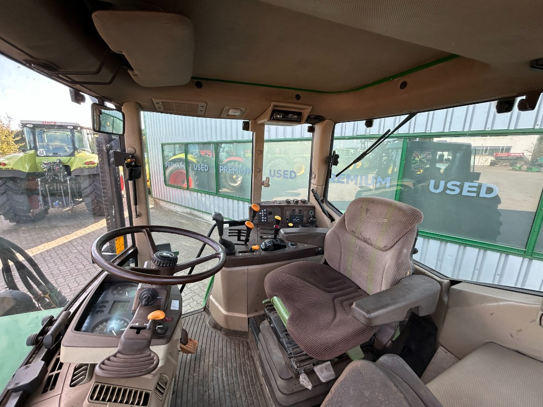 John Deere 6110 on lease John Deere 6110: picture 14