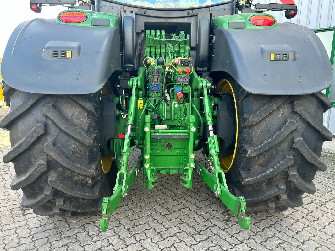 John Deere 6R 250 *MIETRÜCKLÄUFER* - Farm tractor: picture 3 John Deere 6R 250 *MIETRÜCKLÄUFER* - Farm tractor: picture 3