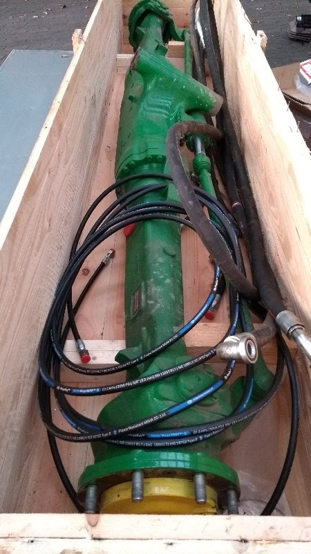 John Deere HINTERACHSE FÜR JD MÄHDRESCHER T660/670 - Hydraulics for Agricultural machinery: picture 2 John Deere HINTERACHSE FÜR JD MÄHDRESCHER T660/670 - Hydraulics for Agricultural machinery: picture 2