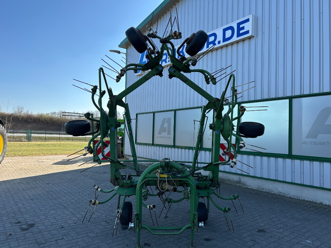 Krone KW 7.70 / 6x7 - Tedder/ Rake: picture 5 Krone KW 7.70 / 6x7 - Tedder/ Rake: picture 5