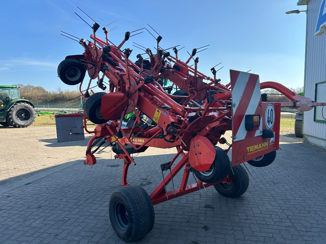 Kuhn GF 10802 T-G II - Tedder/ Rake: picture 3 Kuhn GF 10802 T-G II - Tedder/ Rake: picture 3