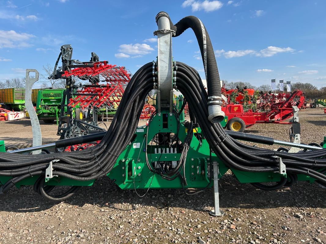 Samson TS 12 - Fertilizing equipment: picture 2 Samson TS 12 - Fertilizing equipment: picture 2
